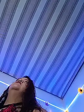 Julieta Big online show from 12/20/25, 09:56