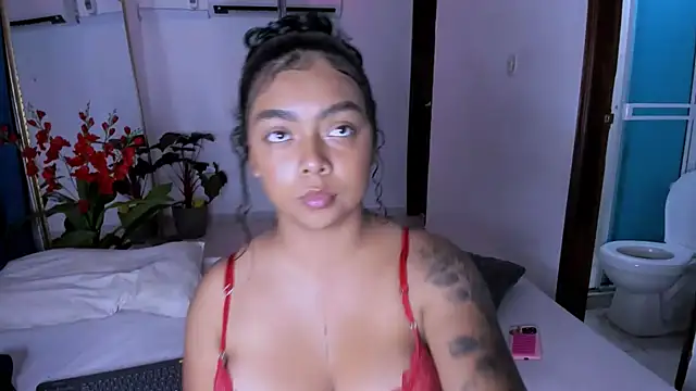 nahomy ryans online show from 11/08/25, 04:49