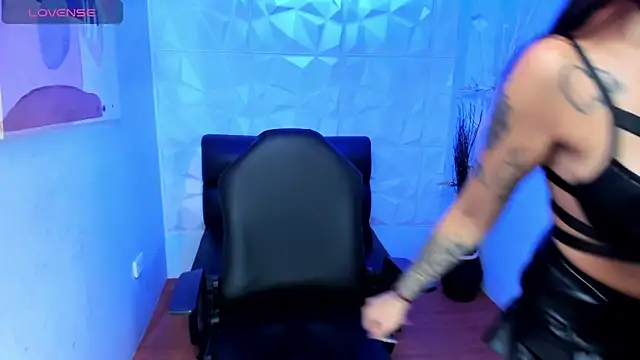 sara dias online show from 11/14/25, 08:23