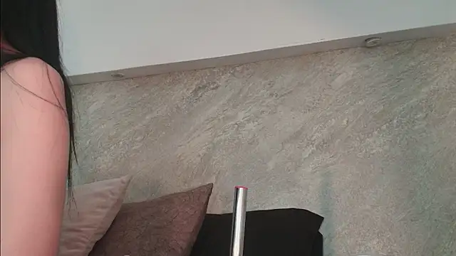 Snapshot of Dixie_grey1 chatting on 02/23/26, 02:06 Dixie grey1 online show from 02/23/26, 02:06