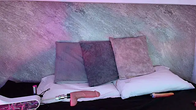 Dixie grey1 online show from 10/04/25, 02:07