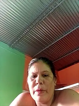 hotmom33 online show from 09/23/25, 10:06