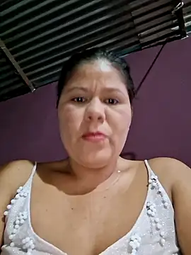 hotmom33 online show from 11/12/25, 10:41