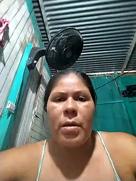 hotmom33 online show from 12/04/25, 04:39