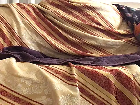 Snapshot of fiii87xx chatting on 02/17/26, 10:07 fiii87xx online show from 02/17/26, 10:07