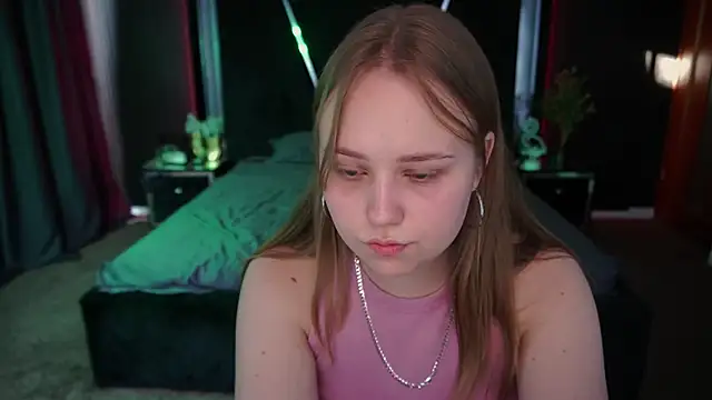 CrystallPaws online show from 09/22/25, 01:50