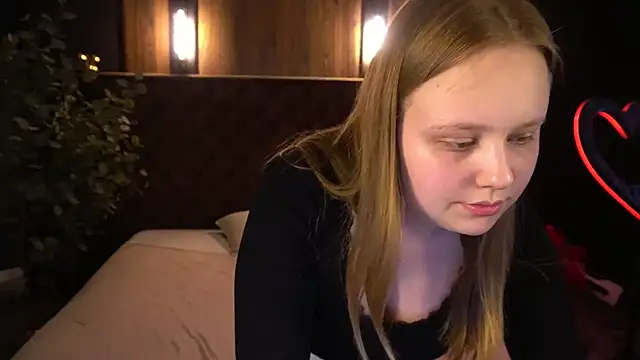 CrystallPaws online show from 05/12/26, 05:37