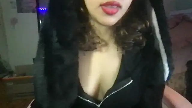 nekowaifuuu online show from 10/14/25, 06:14