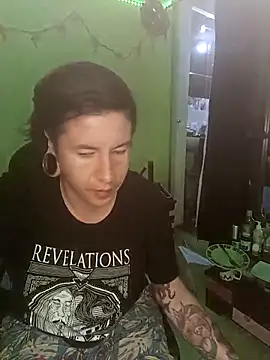 saenzjulieta1 online show from 09/19/25, 02:26