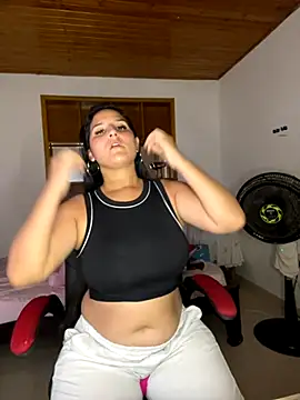 Alina0 online show from 11/18/25, 05:05