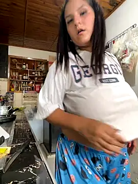 Alina0 online show from 11/19/25, 02:39