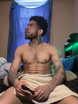 Snapshot of 1mistaGoodWood chatting on 04/10/26, 04:14 1mistaGoodWood online show from 04/10/26, 04:14