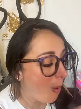 hotadhara01 online show from 11/10/25, 04:45