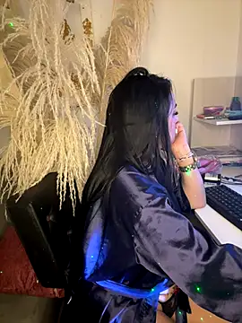 hotadhara01 online show from 12/03/25, 03:18