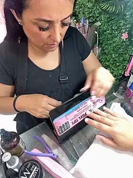 hotadhara01 online show from 10/26/25, 04:18