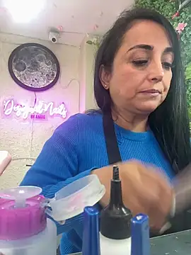 hotadhara01 online show from 02/19/26, 06:05