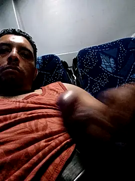 125Delfin90 online show from 10/26/25, 02:06