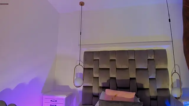 OnlyGia online show from 01/09/26, 09:00