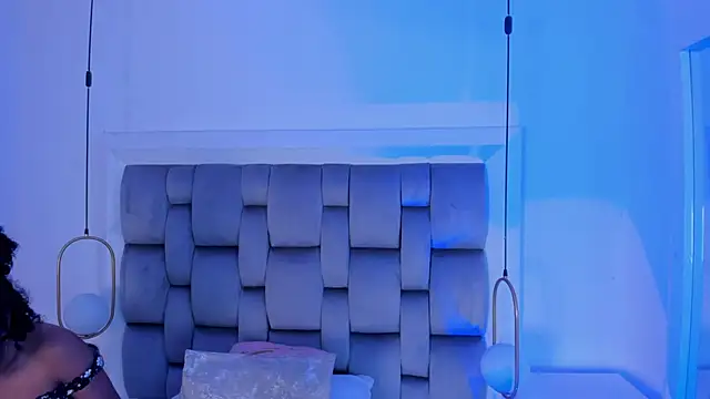 OnlyGia online show from 01/08/26, 08:48