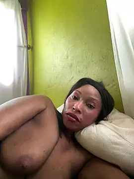 Snapshot of kinghtwalker chatting on 04/05/26, 12:45 kinghtwalker online show from 04/05/26, 12:45