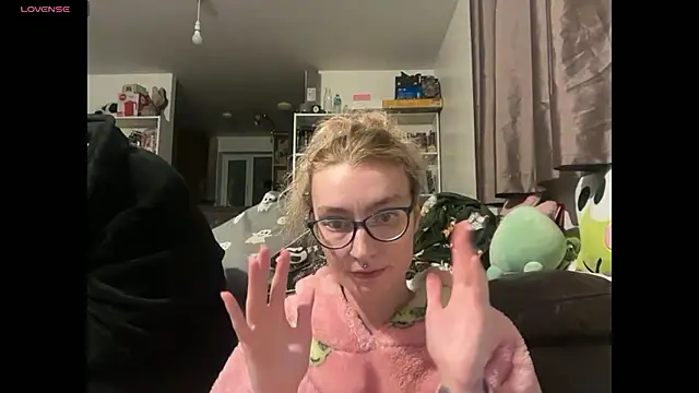 harleyblair online show from 11/27/25, 11:05