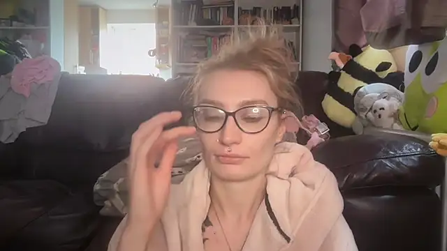 harleyblair online show from 07/18/26, 02:14