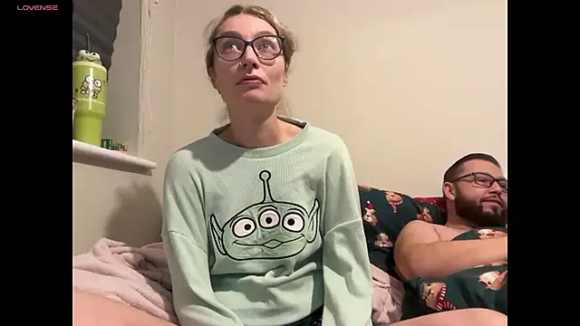 harleyblair online show from 12/04/25, 11:15