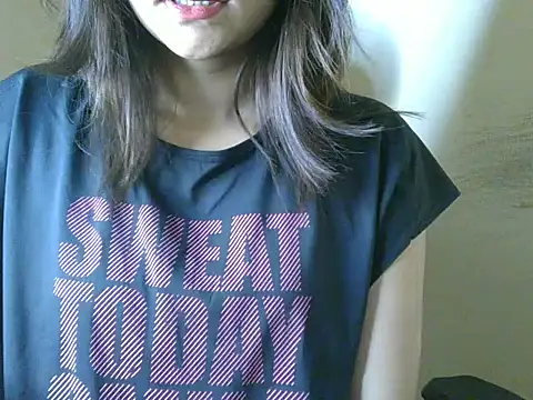 Honey-darlin online show from 09/29/25, 10:48