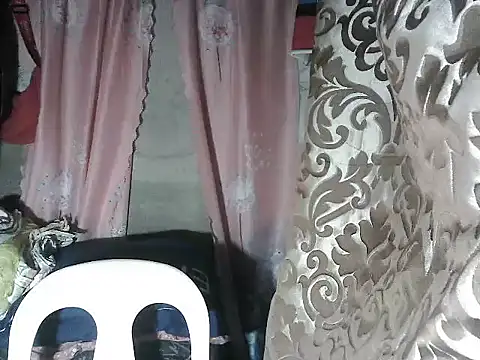 lady helen00 online show from 12/02/25, 11:23