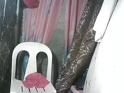 Snapshot of lady_helen00 chatting on 03/15/26, 11:50 lady helen00 online show from 03/15/26, 11:50