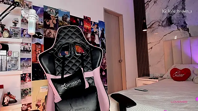 soy kylebrown online show from 10/29/25, 03:11