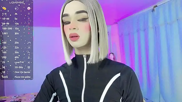 HANNAH BACKERS online show from 12/04/25, 08:46