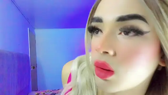 HANNAH BACKERS online show from 12/14/25, 09:31