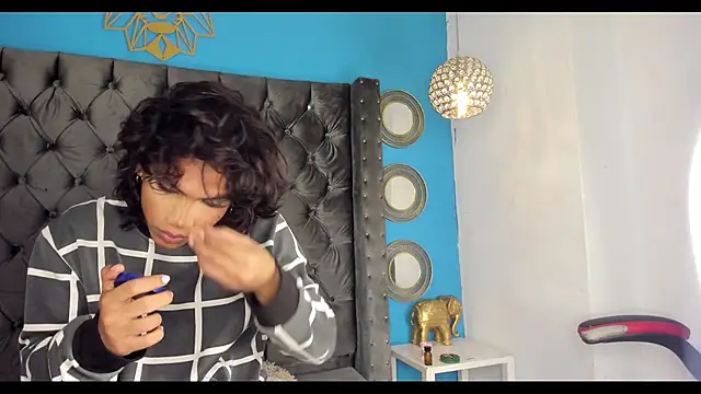 Snapshot of bxby_dolls chatting on 10/07/25, 07:31 bxby dolls online show from 10/07/25, 07:31