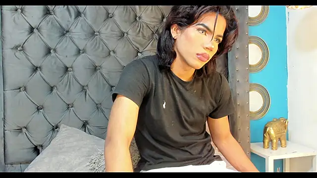 Snapshot of bxby_dolls chatting on 10/04/25, 03:08 bxby dolls online show from 10/04/25, 03:08