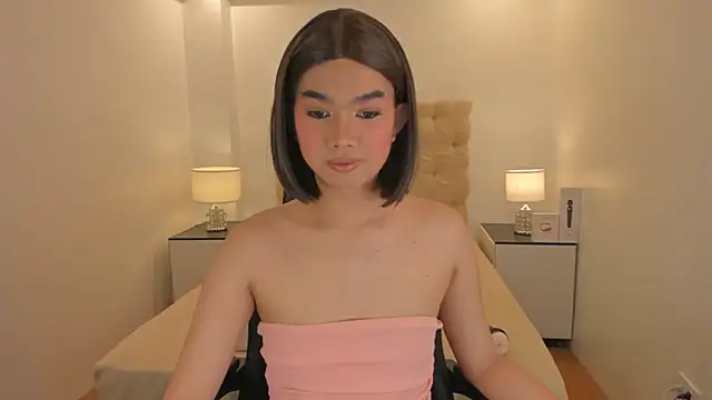 Snapshot of lovableXnaughty_lily chatting on 11/08/25, 07:17 lovableXnaughty lily online show from 11/08/25, 07:17