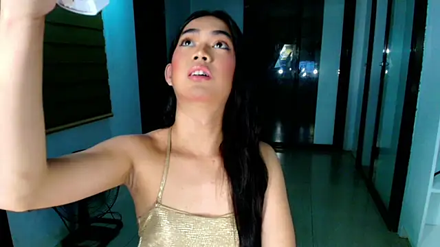 Snapshot of lovableXnaughty_lily chatting on 10/08/25, 02:40 lovableXnaughty lily online show from 10/08/25, 02:40