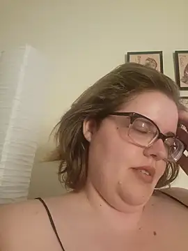 VeiledMuse online show from 04/12/26, 01:53