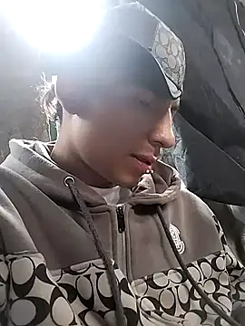 Tussi-amor online show from 01/16/26, 01:04