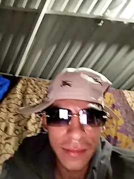 Tussi-amor online show from 10/02/25, 05:44