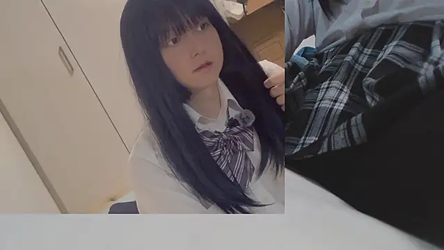 Snapshot of Mia032 chatting on 11/14/25, 03:26 Mia032 online show from 11/14/25, 03:26