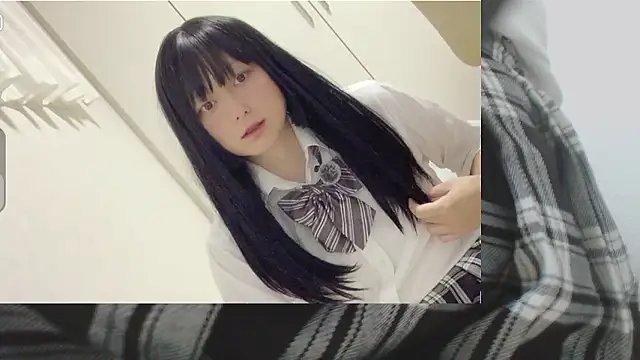 Snapshot of Mia032 chatting on 10/12/25, 01:34 Mia032 online show from 10/12/25, 01:34