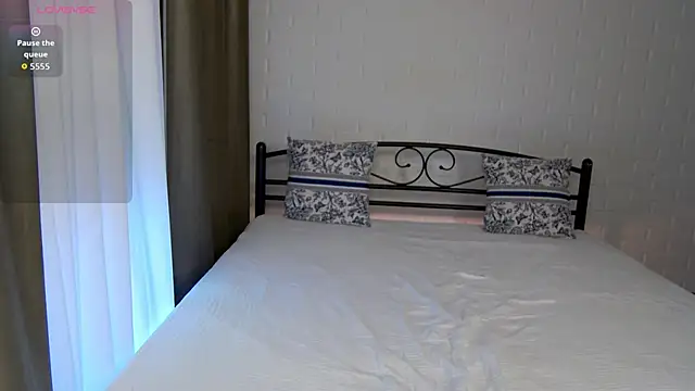 AlexsisFaee online show from 02/07/26, 07:49