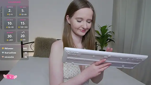 AlexsisFaee online show from 05/21/26, 02:47