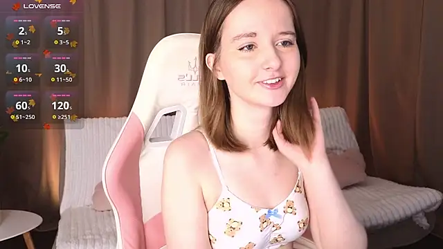 Snapshot of AlexsisFaee chatting on 11/24/25, 09:37 AlexsisFaee online show from 11/24/25, 09:37