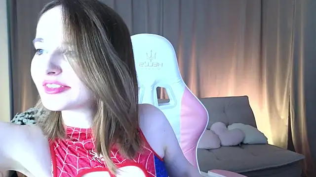 Snapshot of AlexsisFaee chatting on 11/06/25, 09:19 AlexsisFaee online show from 11/06/25, 09:19