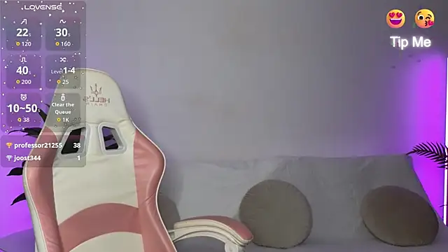 Snapshot of AlexsisFaee chatting on 11/28/25, 09:15 AlexsisFaee online show from 11/28/25, 09:15