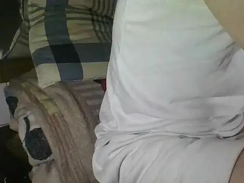 Snapshot of malacobi0 chatting on 01/17/26, 04:10 malacobi0 online show from 01/17/26, 04:10