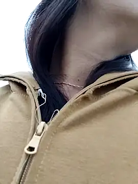 asian 2k online show from 11/23/25, 01:04