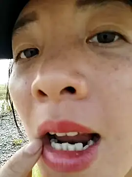 asian 2k online show from 10/30/25, 01:48